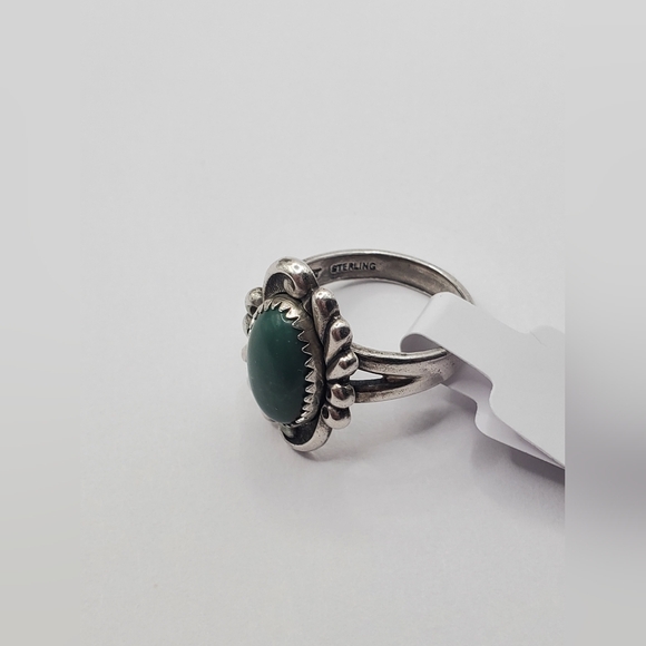 Genuine Green Turquoise Navajo Native American Sterling Silver Vintage Ring - Picture 5 of 6
